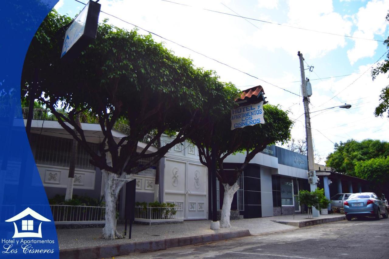 Hotel Y Apartments Los Cisneros Managua Exterior foto